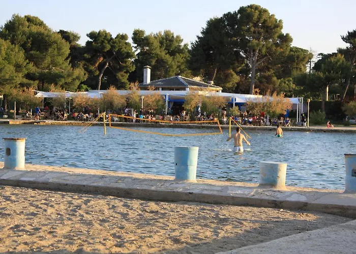 アパート Laurel *