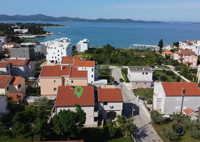 アパート Laurel *